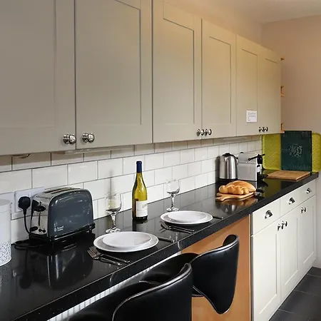 Highbank * باونيس أون وينديرمير